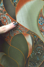 Load image into Gallery viewer, Abstract Floral Print Shirt
