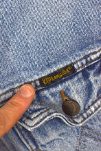 Load image into Gallery viewer, Wrangler Western Brand Denim Jacket