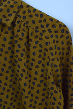 Load image into Gallery viewer, Reworked Paisley Print Top