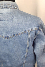 Load image into Gallery viewer, Wrangler Western Brand Denim Jacket