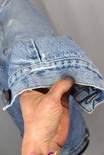 Load image into Gallery viewer, Wrangler Western Brand Denim Jacket