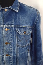 Load image into Gallery viewer, Wrangler Brand Denim Jacket