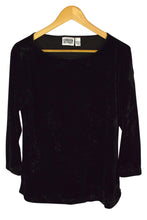 Load image into Gallery viewer, Chico's Design Brand Velvet Top