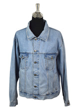 Load image into Gallery viewer, Wrangler Brand Denim Jacket