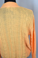 Load image into Gallery viewer, Peach Knitted Jumper