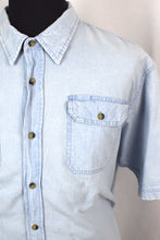 Load image into Gallery viewer, Wrangler Brand Denim Shirt