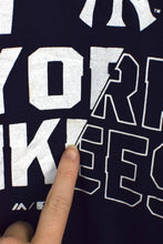 Load image into Gallery viewer, New York Yankees MLB T-shirt