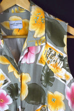 Load image into Gallery viewer, Floral Print Tie Up Top