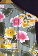 Load image into Gallery viewer, Floral Print Tie Up Top
