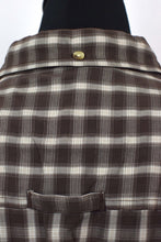 Load image into Gallery viewer, The North Face Brand Checkered Shirt
