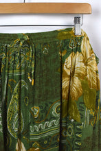 Load image into Gallery viewer, DEADSTOCK Abstract Floral Print Skirt