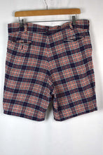 Load image into Gallery viewer, Checkered Shorts
