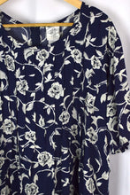 Load image into Gallery viewer, Navy Floral Print Dress