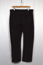 Load image into Gallery viewer, Eddie Bauer Brand Corduroy Pants