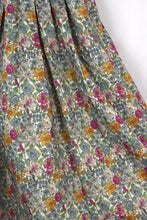 Load image into Gallery viewer, Floral Print Skirt