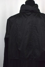 Load image into Gallery viewer, 90s Eddie Bauer Brand Spray Jacket