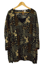 Load image into Gallery viewer, Basic Editions Brand Floral Print Top