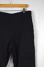 Load image into Gallery viewer, Black Cargo Pants
