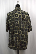 Load image into Gallery viewer, Abstract Print Shirt