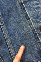 Load image into Gallery viewer, Levi's Brand Denim Jacket