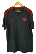 Load image into Gallery viewer, F.C. Bayern Munchen Soccer Top
