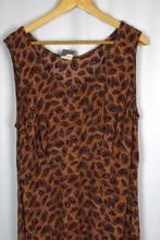 Load image into Gallery viewer, 90s Abstract Print Dress