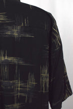 Load image into Gallery viewer, Abstract Checkered Print Shirt