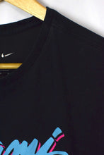 Load image into Gallery viewer, Dwyane Wade Miami Heat NBA T-shirt