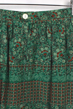 Load image into Gallery viewer, Checkered Floral Print Skirt
