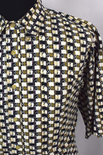 Load image into Gallery viewer, Abstract Print Shirt