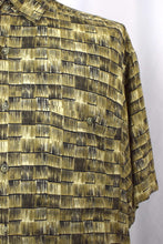 Load image into Gallery viewer, Abstract Square Print Shirt