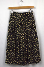 Load image into Gallery viewer, Reworked Floral Print Skirt