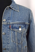 Load image into Gallery viewer, Levi's Strauss Brand Denim Jacket