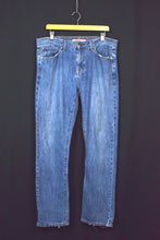 Load image into Gallery viewer, Tommy Hilfiger Brand Jeans