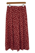 Load image into Gallery viewer, Red Abstract Print Skirt