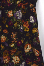 Load image into Gallery viewer, Floral Print Skirt