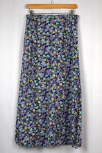 Load image into Gallery viewer, Christopher & Banks Brand Floral print Skirt