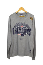 Load image into Gallery viewer, 2003 New England Patriots NFL T-shirt
