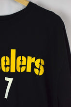 Load image into Gallery viewer, Ben Roethlisberger Pittsburgh Steelers NFL T-shirt