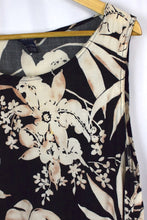 Load image into Gallery viewer, Floral Print Sleeveless Dress