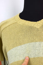Load image into Gallery viewer, Lacoste Brand Knitted Jumper