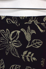 Load image into Gallery viewer, Abstract Print Skirt