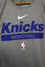 Load image into Gallery viewer, DEADSTOCK New York Knicks NBA T-Shirt