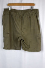 Load image into Gallery viewer, North Crest Brand Cargo Shorts