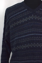 Load image into Gallery viewer, 90s Bill Blass Brand Knitted Jumper
