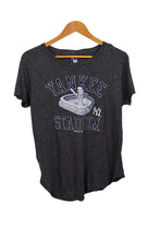 Load image into Gallery viewer, 2018 New York Yankees MLB T-shirt