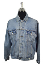 Load image into Gallery viewer, Guess Brand Denim Jacket