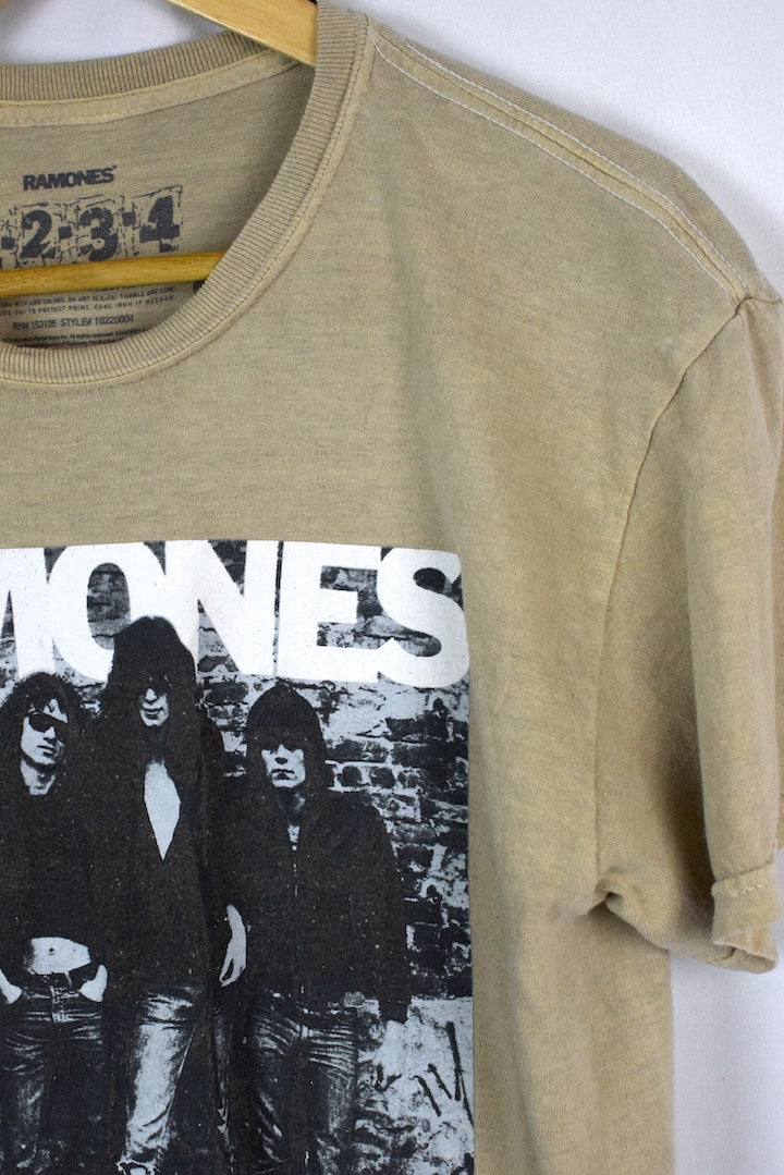 Ramones t shirt vintage deals
