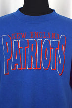 Load image into Gallery viewer, 90s New England Patriots NFL Sweatshirt