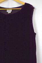 Load image into Gallery viewer, 80s/90s Deep Purple Velvet Dress